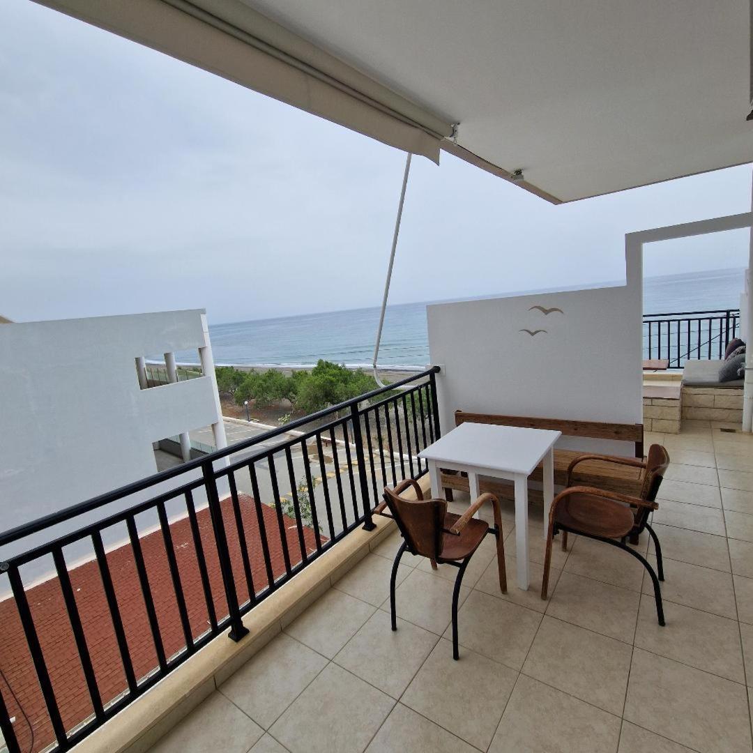 Edelweiss Aparthotel Tsoútsouros Екстериор снимка