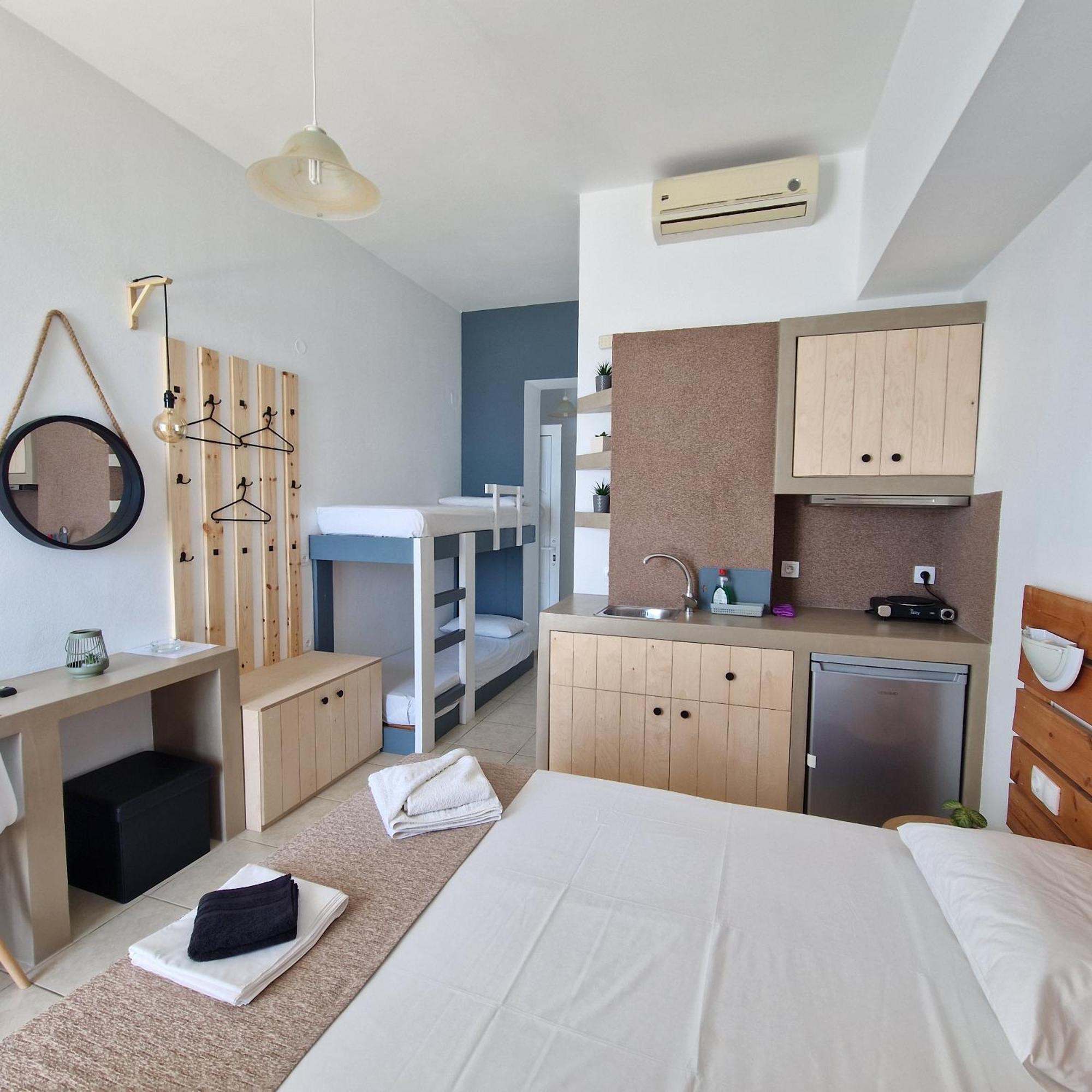 Edelweiss Aparthotel Tsoútsouros Екстериор снимка